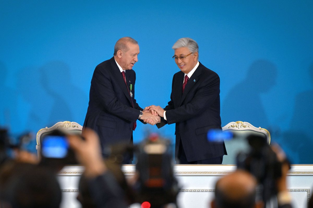 Astana’da Türkiye-Kazakistan Ekonomi Zirvesi: Erdoğan ve Tokayev’den Yeni İş Birliği Mesajı