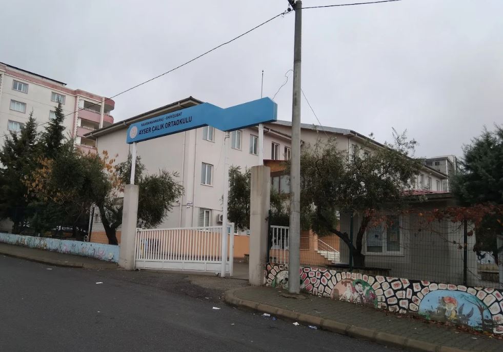 KAHRAMANMARAŞ’TA OKULDA SİLAHLI SALDIRI: 4 KİŞİ HAYATINI KAYBETTİ, YARALILAR VAR