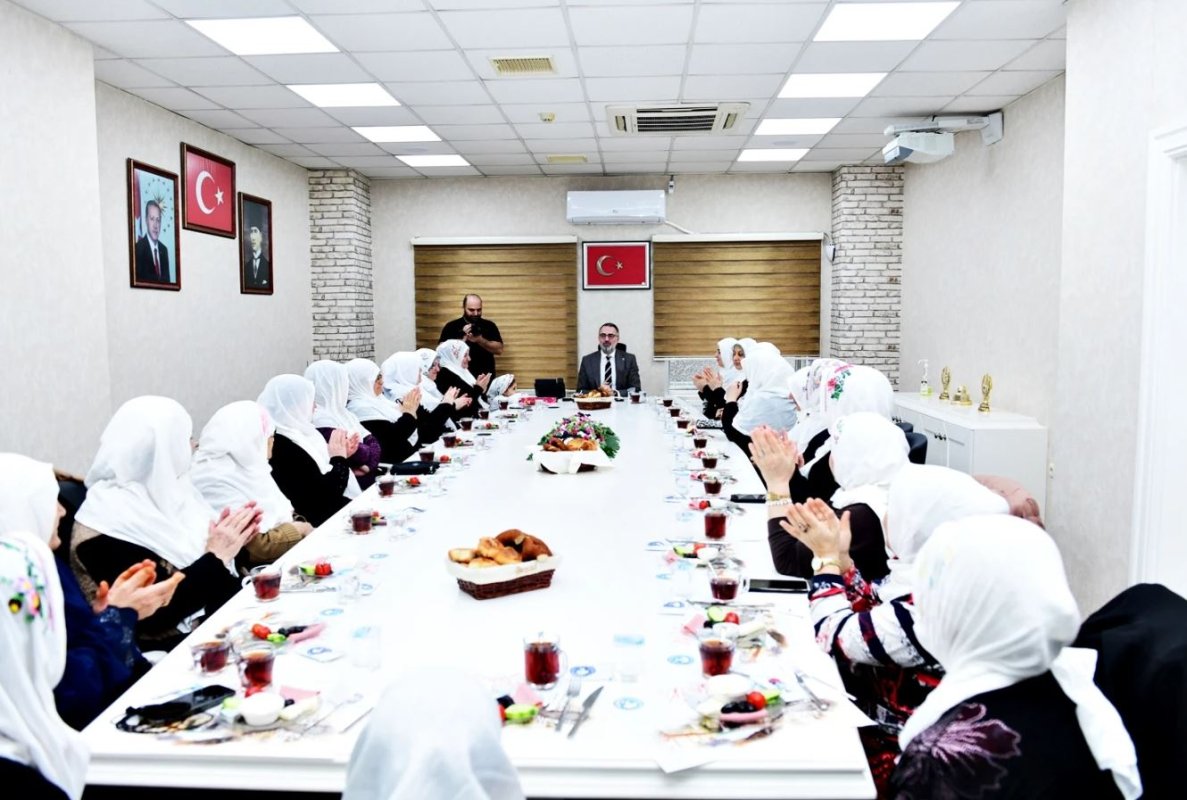 Derekızıklı Kadınlardan Mihalgazi’ye Anlamlı Çıkış: Kestel’de Dayanışma Mesajı