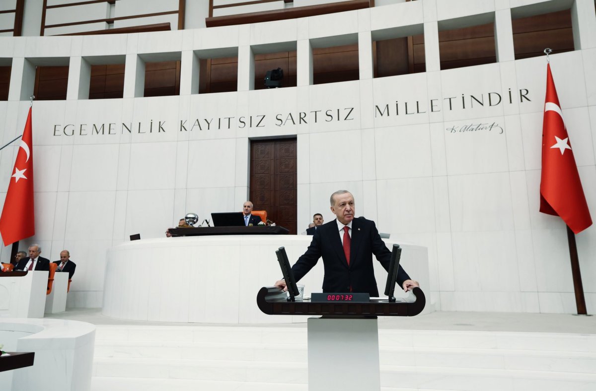 TBMM’DE YENİ YASAMA YILI BAŞLADI: ERDOĞAN’DAN FON MESELESİ MESAJI